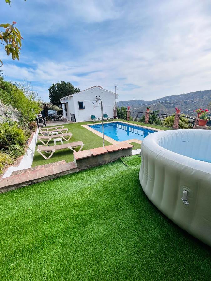 Villa En Frigiliana Con Piscina Y Jacuzzi Экстерьер фото