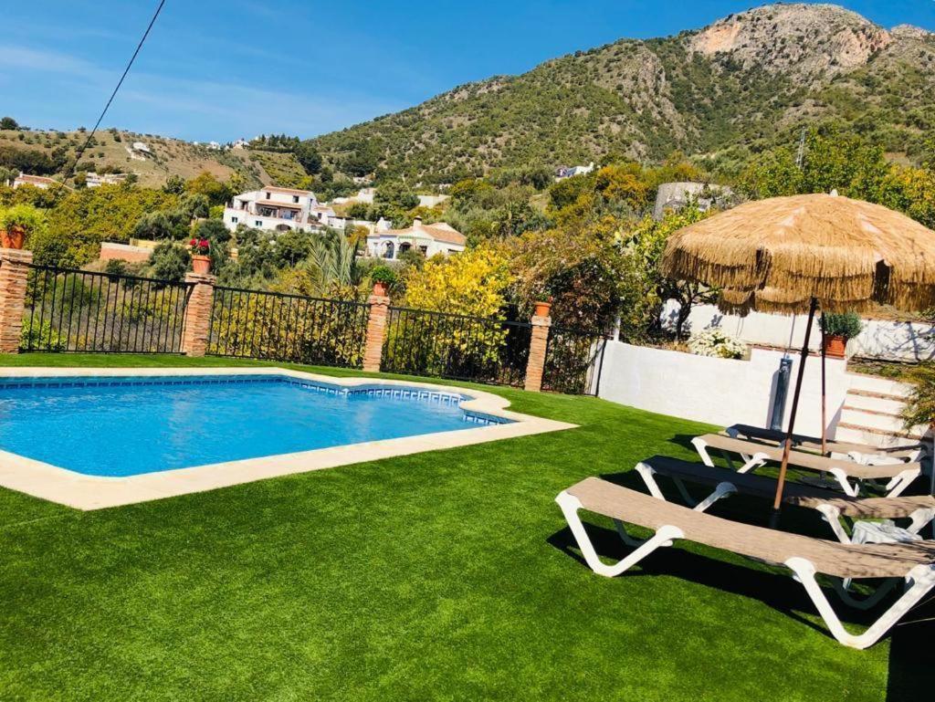Villa En Frigiliana Con Piscina Y Jacuzzi Экстерьер фото
