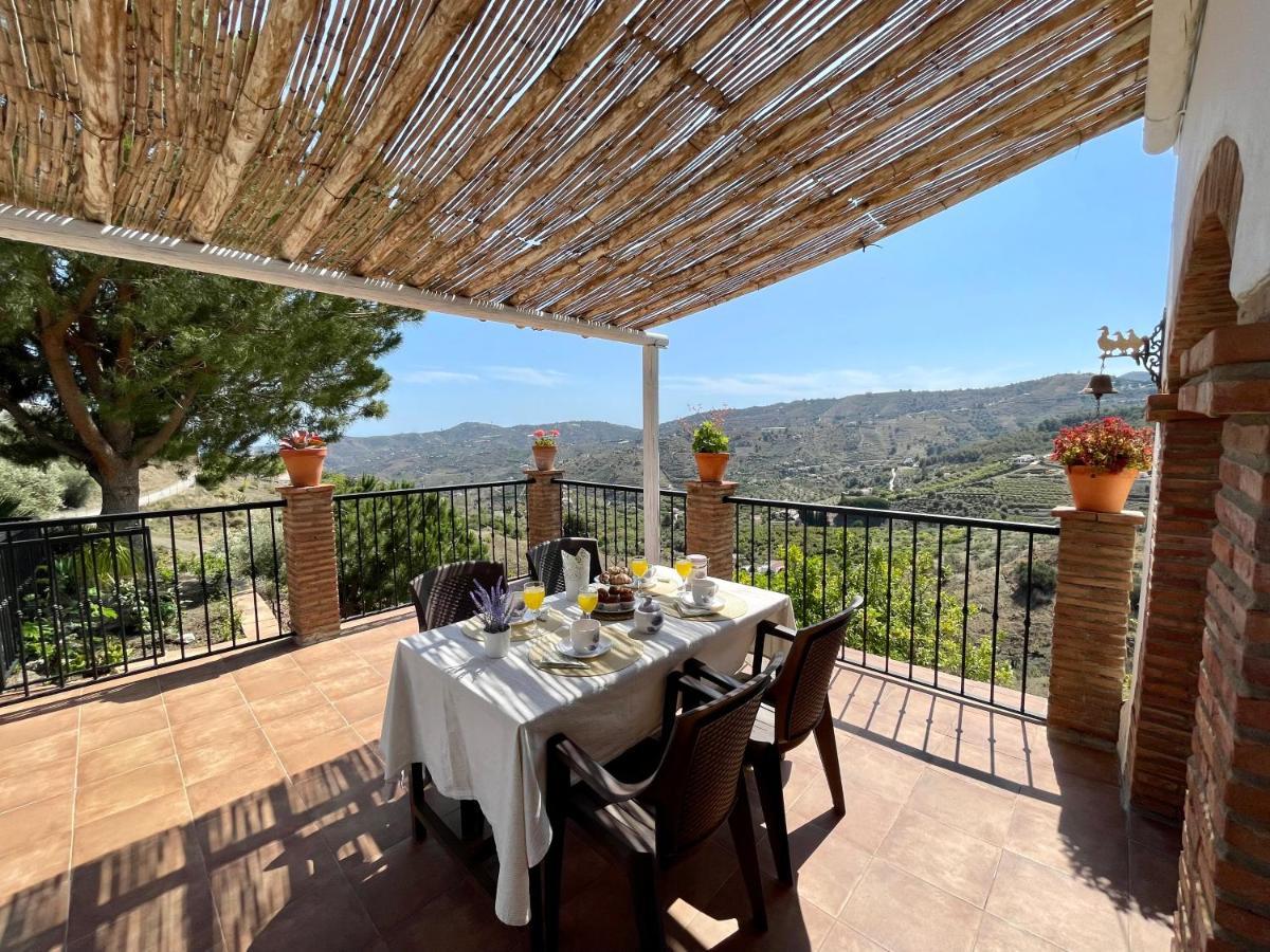 Villa En Frigiliana Con Piscina Y Jacuzzi Экстерьер фото